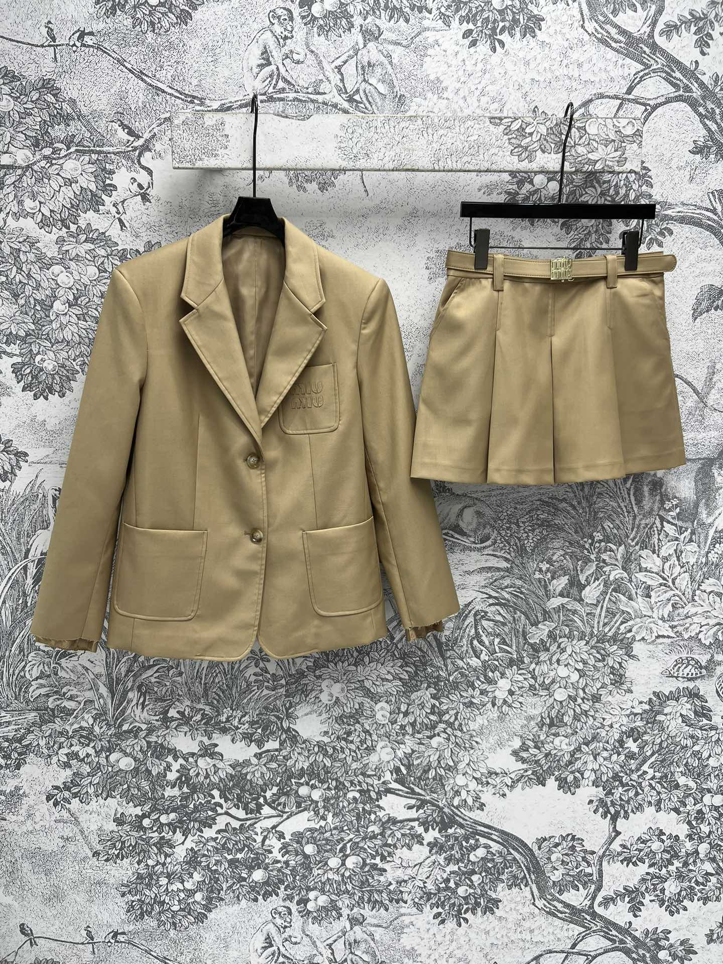 Miu Miu set_Khaki